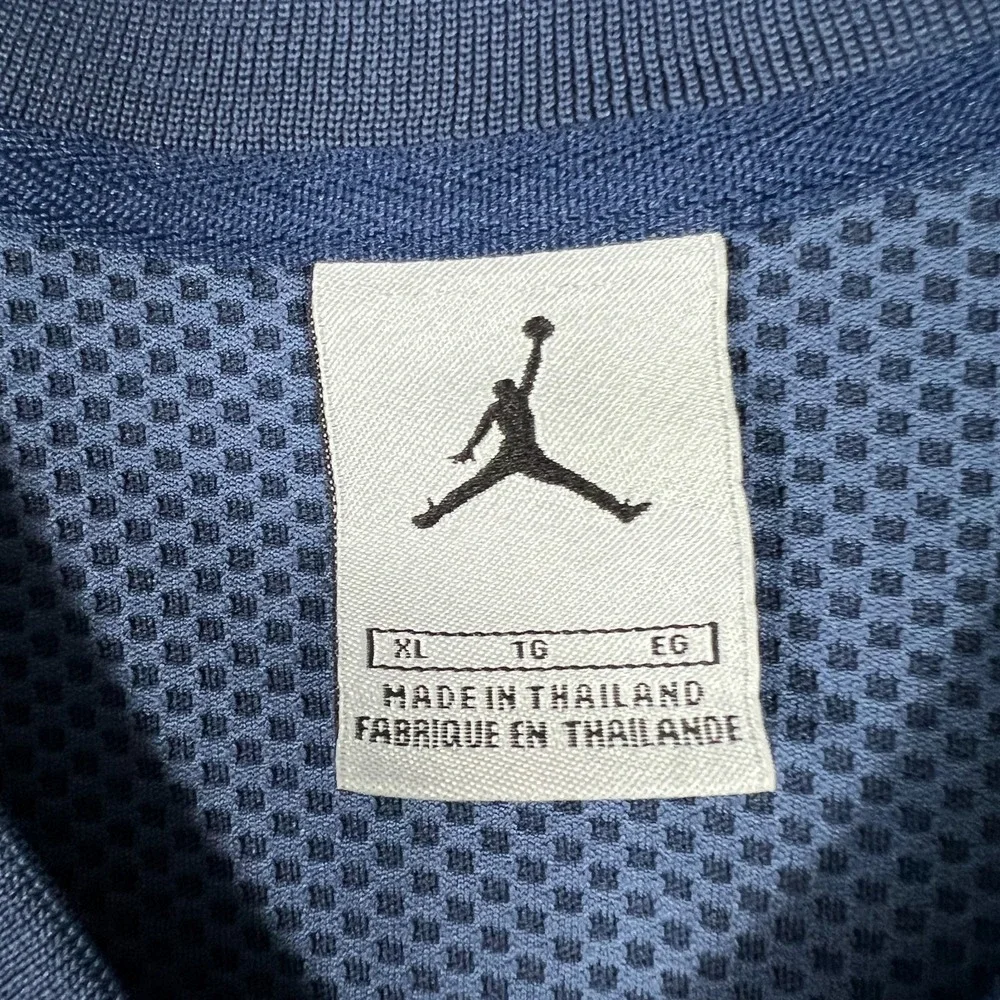 Vintage Y2K Nike Air Jordan Jersey Shirt Mens XL Blue Colorblock 17 V Neck UNC
